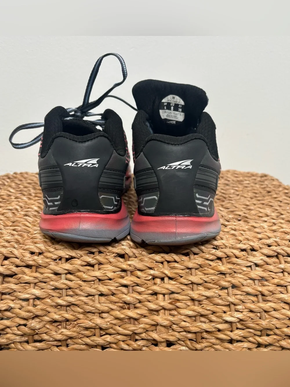 Altra Impulse Flash Sneakers Size 8 Women’s